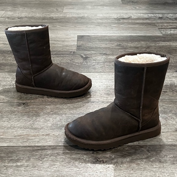 UGG Shoes Ugg Classic Short Brown Leather Boots Fur Lined Womens